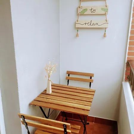 Piso Centrico Con Balcon En Santoña