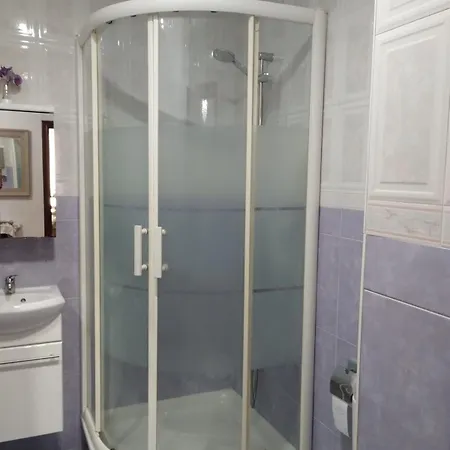 Apartamento Piso Céntrico Con Balcón En Santoña