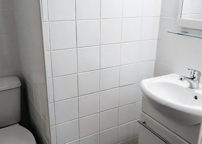 Piso Centrico Con Balcon En