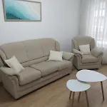 Piso Centrico Con Balcon En * Santoña