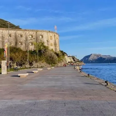 Piso Centrico Con Balcon En Апартаменты