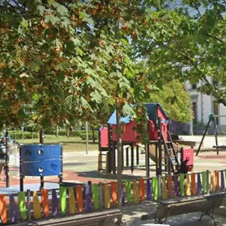 Piso Centrico Con Balcon En Апартаменты Сантонья