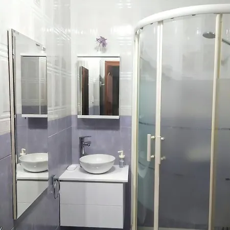 Апартаменты Piso Centrico Con Balcon En *