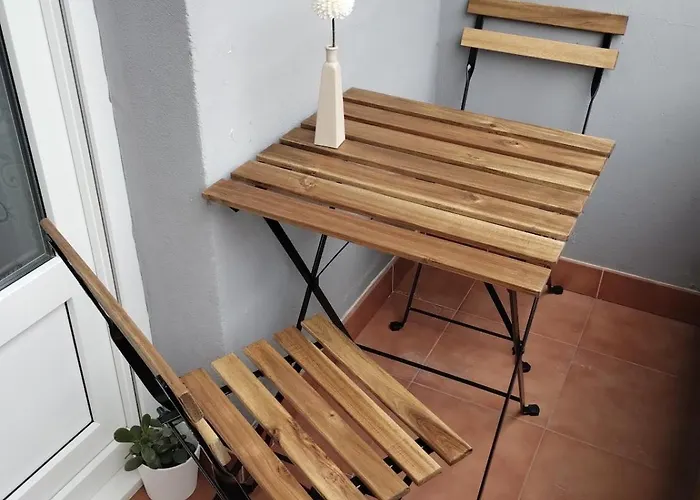 Piso Centrico Con Balcon En 公寓 Santoña