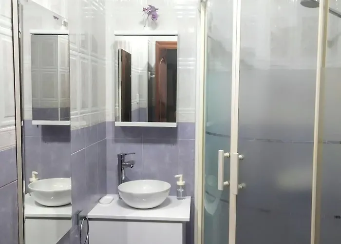 公寓 Piso Centrico Con Balcon En *